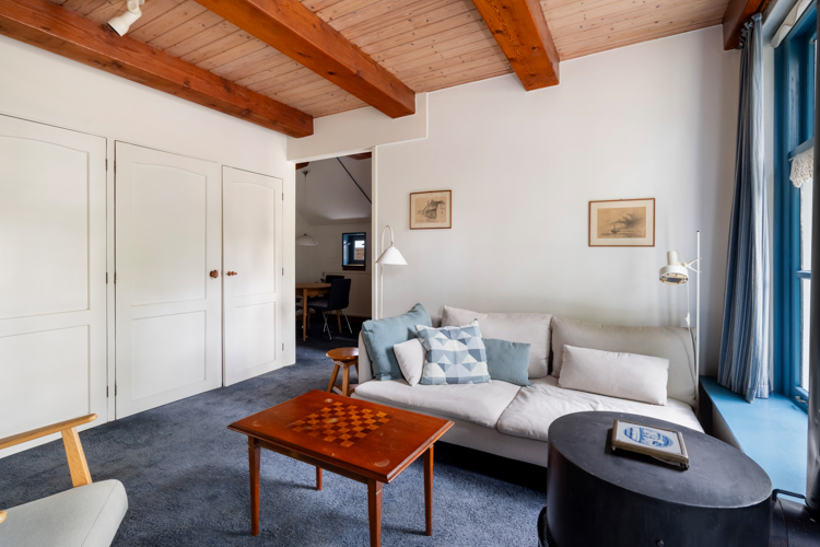 Vakantiehuisje schiermonnikoog Langestreek 132 woonkamer schaken