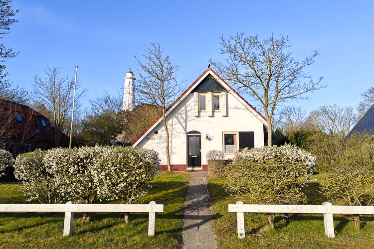 Idica vakantiehuis Schiermonnikoog vooraanzicht