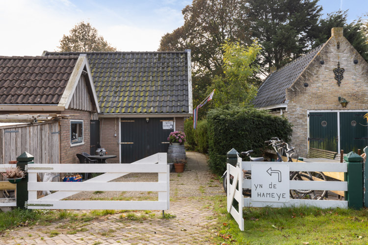 Vakantiehuis Yn de Hamaye Schiermonnikoog buiten ingang
