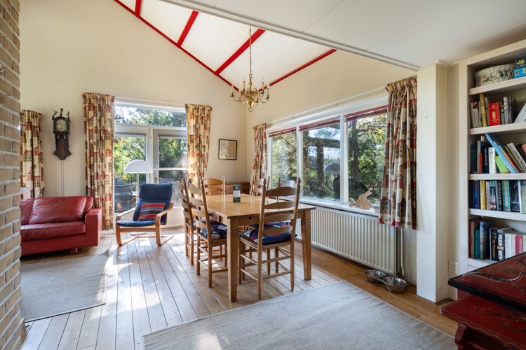 Vakantiehuis Inter Maria eethoek 