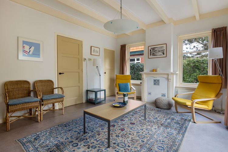 vakantiehuisje schiermonnikoog Koekoek woonkamer