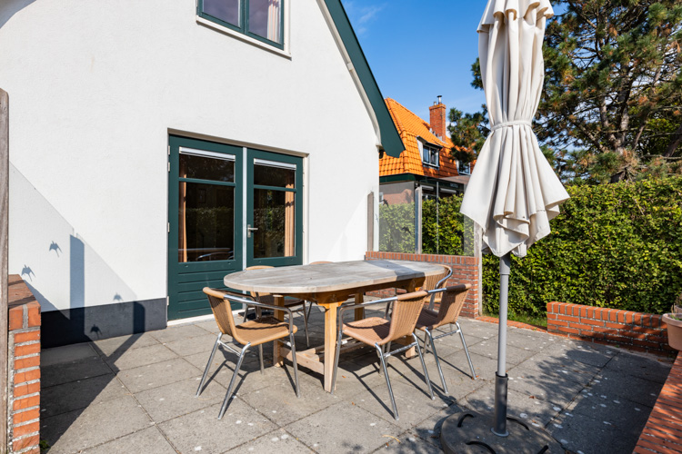 vakantiehuisje schiermonnikoog Koekoek terras