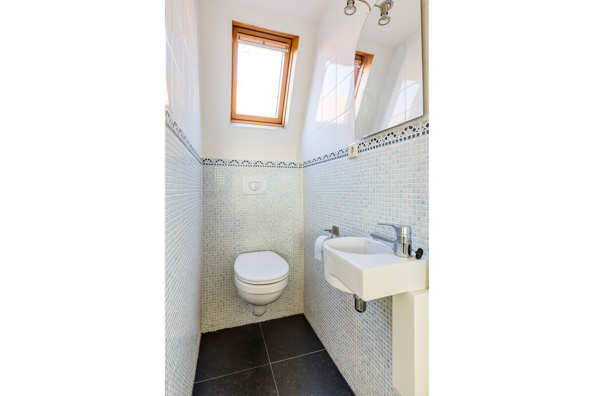 Toilet vakantiehuis schiermonnikoog zevenhuizen
