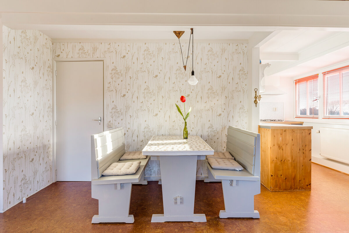 woonkamer zitgedeelte boven vakantiehuis schiermonnikoog zevenhuizen