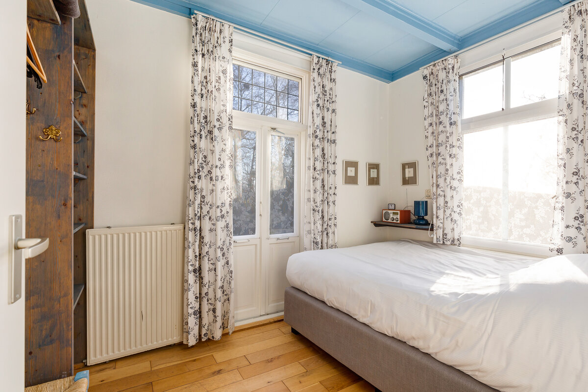 slaapkamer beneden tweepersoons vakantiehuis schiermonnikoog zevenhuizen